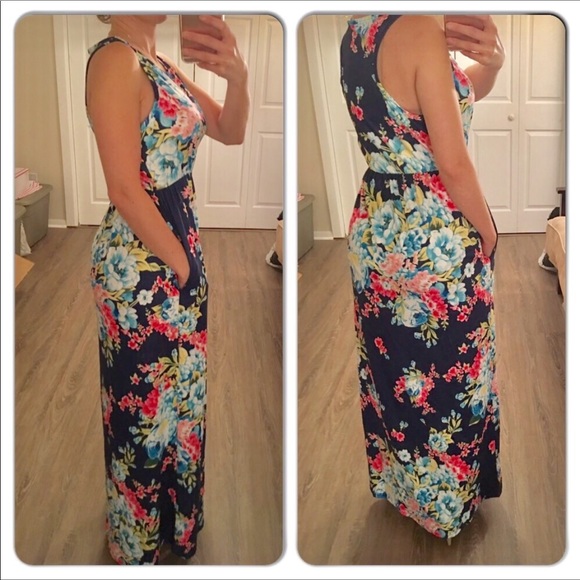 🚨1 Large LEFT Navy/Floral Maxi Dress w pockets - Picture 2 of 2